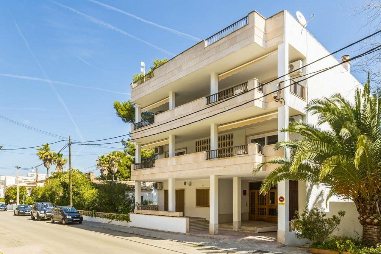 Apartamentos Obrador كولونيا سانت خورذي المظهر الخارجي الصورة