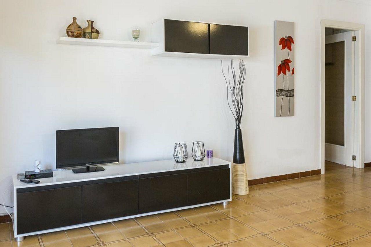 Apartamentos Obrador كولونيا سانت خورذي المظهر الخارجي الصورة